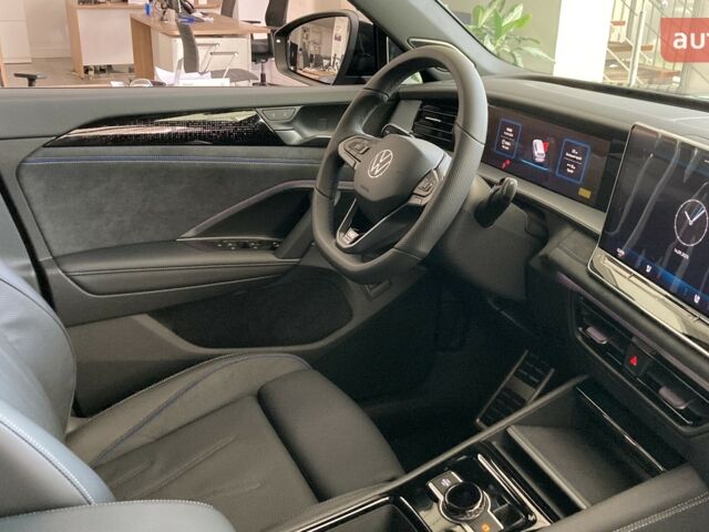 купить новое авто Фольксваген Tayron 2025 года от официального дилера Автодім Атлант на Вацлава Гавела Фольксваген фото