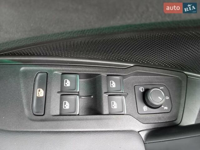 Серый Фольксваген Tayron, объемом двигателя 1.97 л и пробегом 17 тыс. км за 55000 $, фото 10 на Automoto.ua