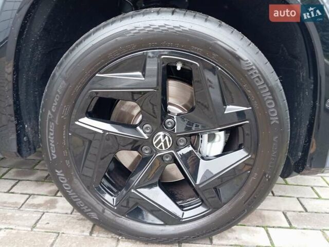 Серый Фольксваген Tayron, объемом двигателя 1.97 л и пробегом 17 тыс. км за 55000 $, фото 57 на Automoto.ua