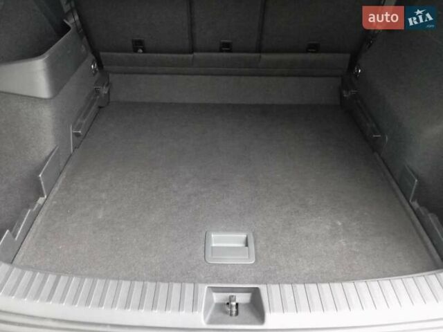 Серый Фольксваген Tayron, объемом двигателя 1.97 л и пробегом 17 тыс. км за 55000 $, фото 54 на Automoto.ua