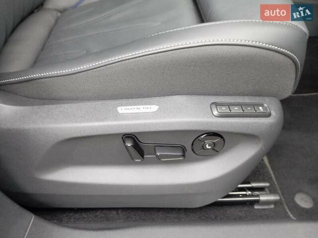 Серый Фольксваген Tayron, объемом двигателя 1.97 л и пробегом 17 тыс. км за 55000 $, фото 41 на Automoto.ua