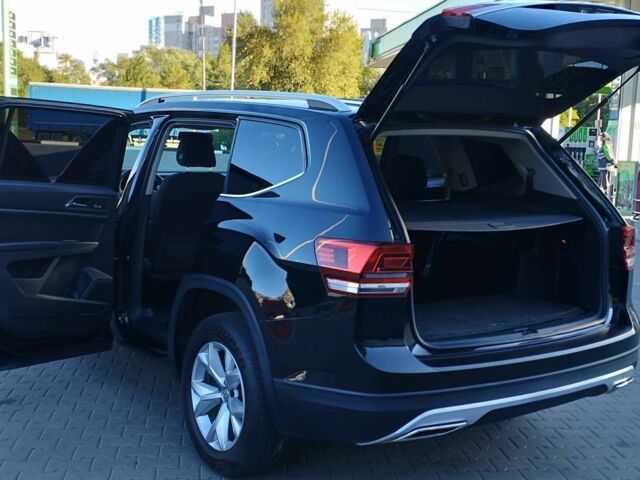 Черный Фольксваген Teramont, объемом двигателя 3.6 л и пробегом 120 тыс. км за 16999 $, фото 13 на Automoto.ua