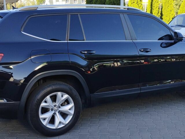 Черный Фольксваген Teramont, объемом двигателя 3.6 л и пробегом 120 тыс. км за 16999 $, фото 8 на Automoto.ua