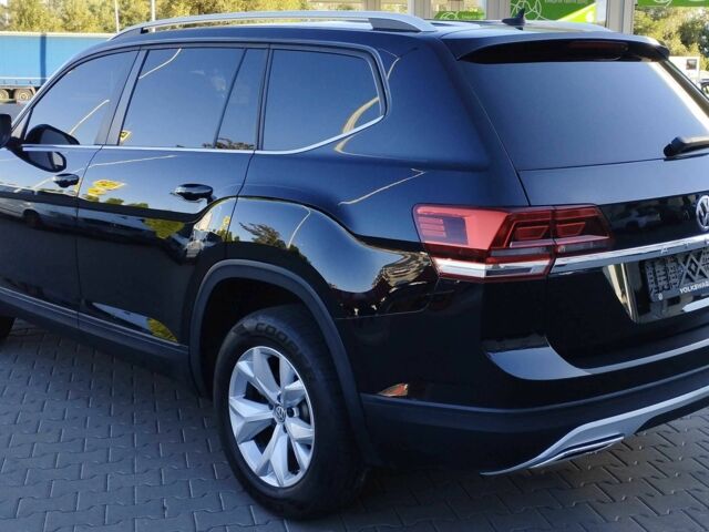 Черный Фольксваген Teramont, объемом двигателя 3.6 л и пробегом 120 тыс. км за 16999 $, фото 5 на Automoto.ua