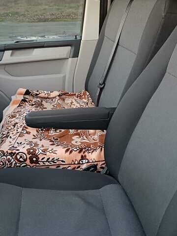 Сірий Фольксваген Teramont, об'ємом двигуна 1.97 л та пробігом 260 тис. км за 24500 $, фото 17 на Automoto.ua