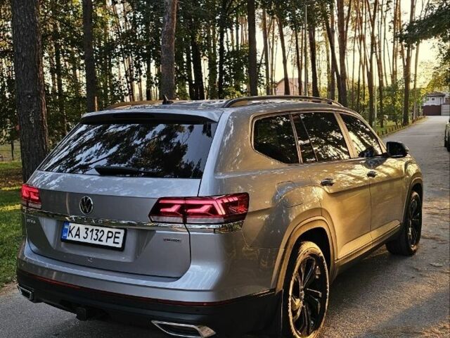 Серый Фольксваген Teramont, объемом двигателя 3.6 л и пробегом 50 тыс. км за 35000 $, фото 5 на Automoto.ua