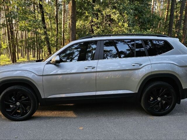 Серый Фольксваген Teramont, объемом двигателя 3.6 л и пробегом 50 тыс. км за 35000 $, фото 7 на Automoto.ua