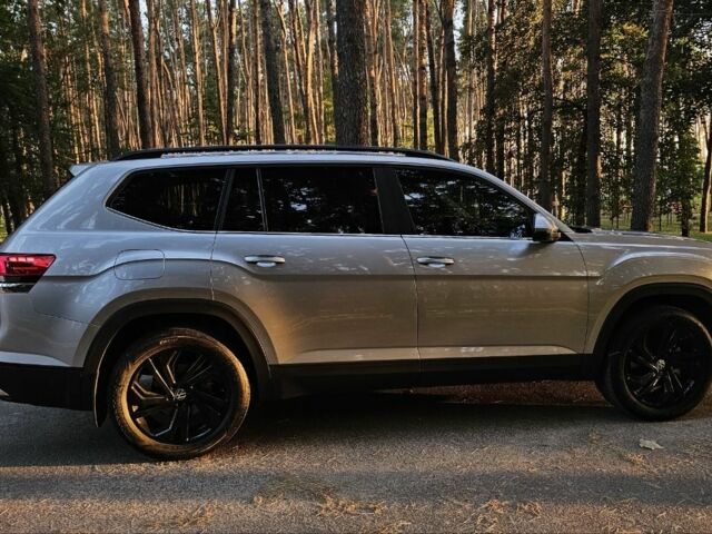 Серый Фольксваген Teramont, объемом двигателя 3.6 л и пробегом 50 тыс. км за 35000 $, фото 8 на Automoto.ua