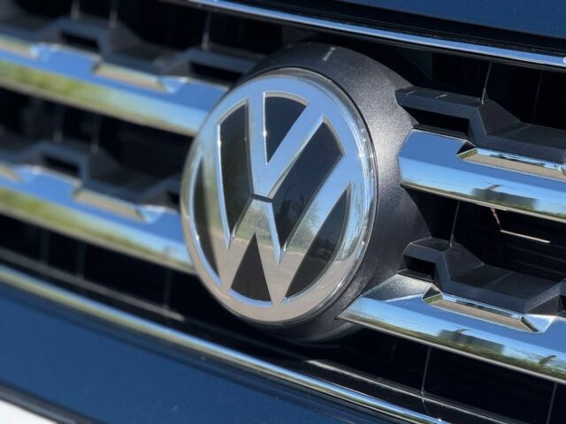 Синій Фольксваген Teramont, об'ємом двигуна 3.6 л та пробігом 63 тис. км за 24000 $, фото 7 на Automoto.ua