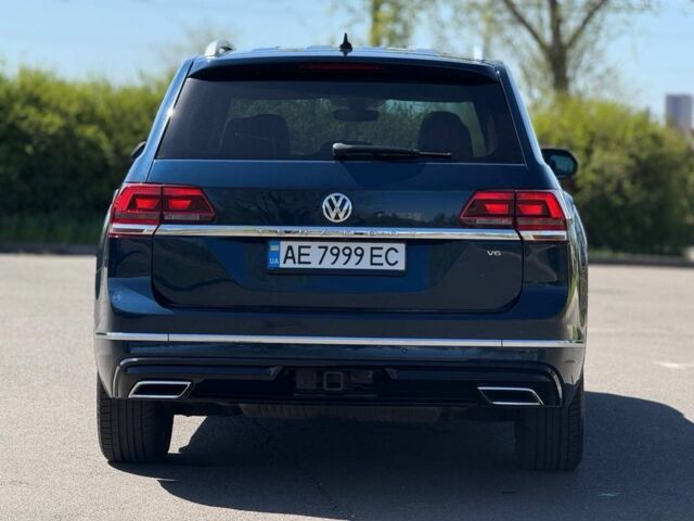 Синій Фольксваген Teramont, об'ємом двигуна 3.6 л та пробігом 63 тис. км за 24000 $, фото 13 на Automoto.ua