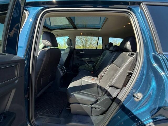 Синій Фольксваген Teramont, об'ємом двигуна 3.6 л та пробігом 63 тис. км за 24000 $, фото 21 на Automoto.ua