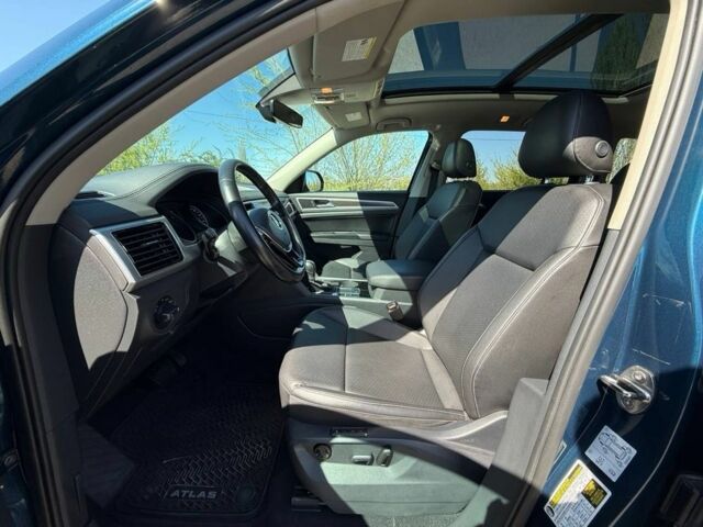 Синій Фольксваген Teramont, об'ємом двигуна 3.6 л та пробігом 63 тис. км за 24000 $, фото 20 на Automoto.ua