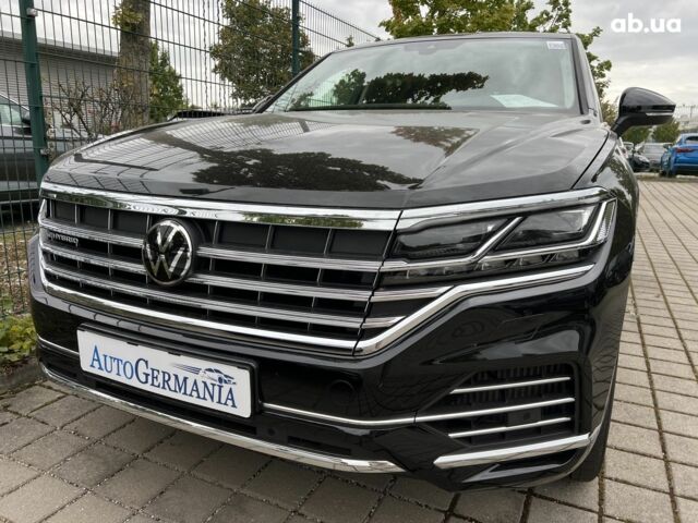 Фольксваген Touareg R, объемом двигателя 0 л и пробегом 4 тыс. км за 98932 $, фото 2 на Automoto.ua