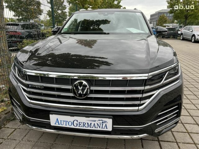 Фольксваген Touareg R, объемом двигателя 0 л и пробегом 4 тыс. км за 98932 $, фото 12 на Automoto.ua