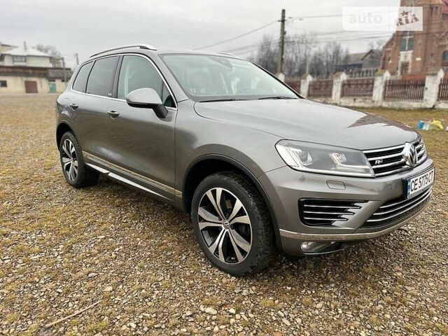 Серый Фольксваген Touareg R, объемом двигателя 3 л и пробегом 109 тыс. км за 43499 $, фото 1 на Automoto.ua