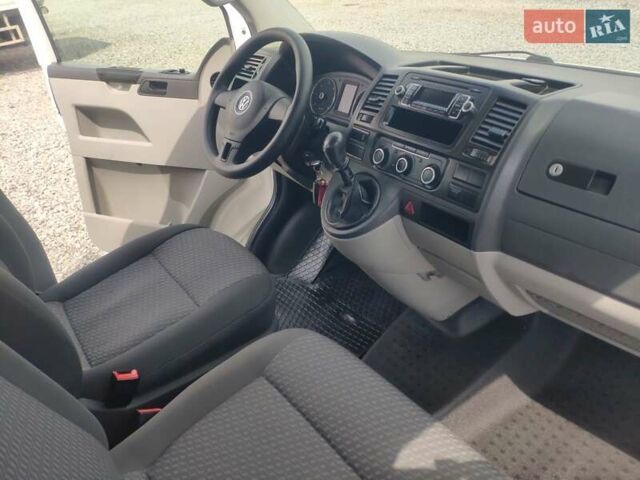 Белый Фольксваген Transporter, объемом двигателя 2 л и пробегом 227 тыс. км за 14700 $, фото 18 на Automoto.ua