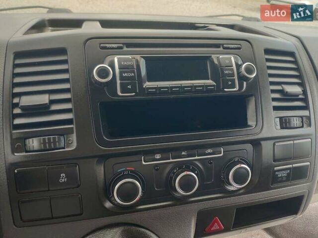 Белый Фольксваген Transporter, объемом двигателя 2 л и пробегом 227 тыс. км за 14700 $, фото 23 на Automoto.ua
