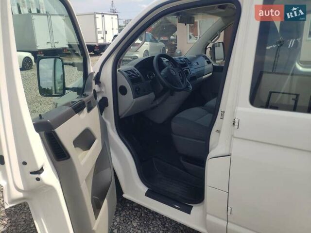 Белый Фольксваген Transporter, объемом двигателя 2 л и пробегом 227 тыс. км за 14700 $, фото 10 на Automoto.ua