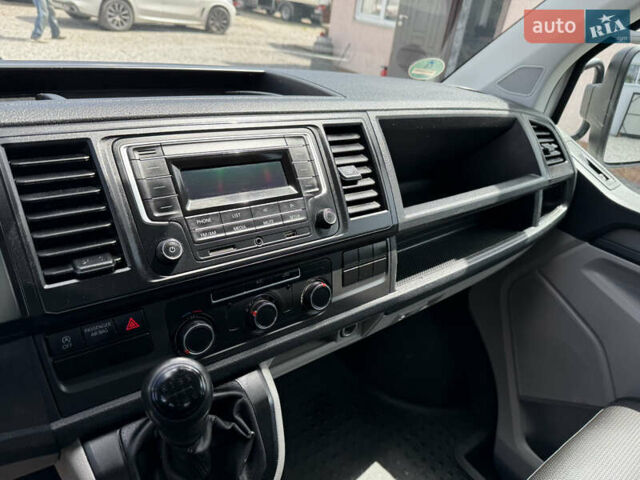 Білий Фольксваген Transporter, об'ємом двигуна 2 л та пробігом 155 тис. км за 19500 $, фото 10 на Automoto.ua