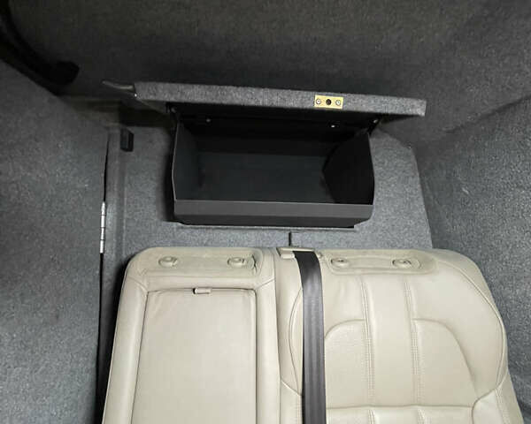 Белый Фольксваген Transporter, объемом двигателя 1.97 л и пробегом 199 тыс. км за 25000 $, фото 11 на Automoto.ua