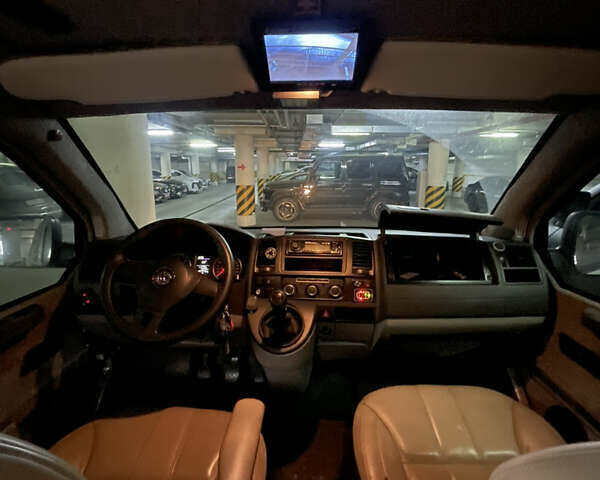 Белый Фольксваген Transporter, объемом двигателя 1.97 л и пробегом 199 тыс. км за 25000 $, фото 12 на Automoto.ua