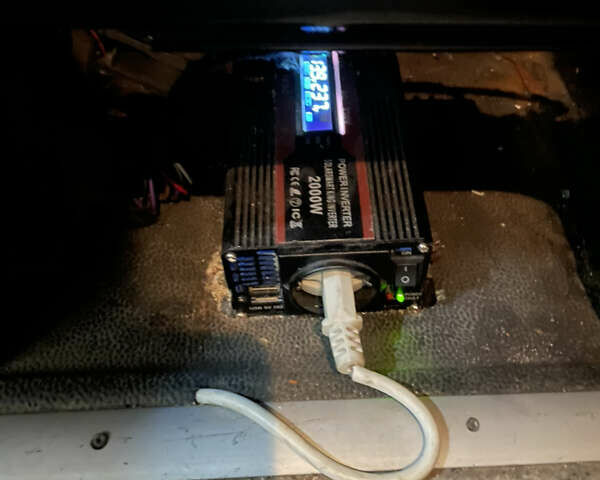 Белый Фольксваген Transporter, объемом двигателя 1.97 л и пробегом 199 тыс. км за 25000 $, фото 15 на Automoto.ua