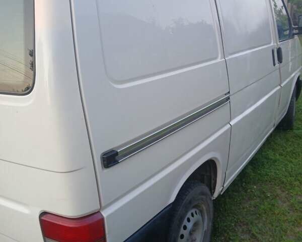 Білий Фольксваген Transporter, об'ємом двигуна 1.9 л та пробігом 232 тис. км за 6200 $, фото 6 на Automoto.ua