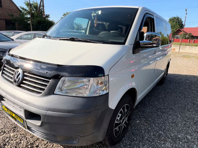 Белый Фольксваген Transporter, объемом двигателя 2.5 л и пробегом 257 тыс. км за 6900 $, фото 2 на Automoto.ua