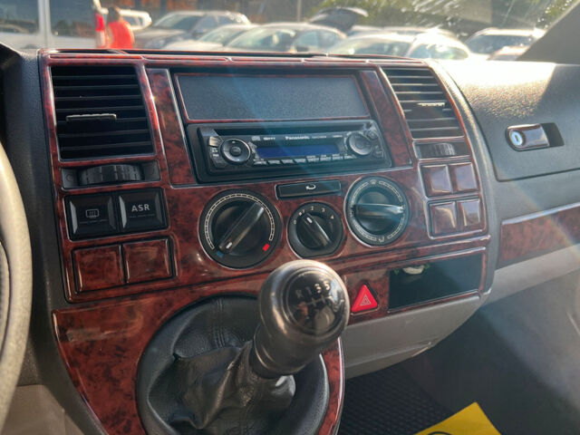 Белый Фольксваген Transporter, объемом двигателя 2.5 л и пробегом 257 тыс. км за 6900 $, фото 10 на Automoto.ua