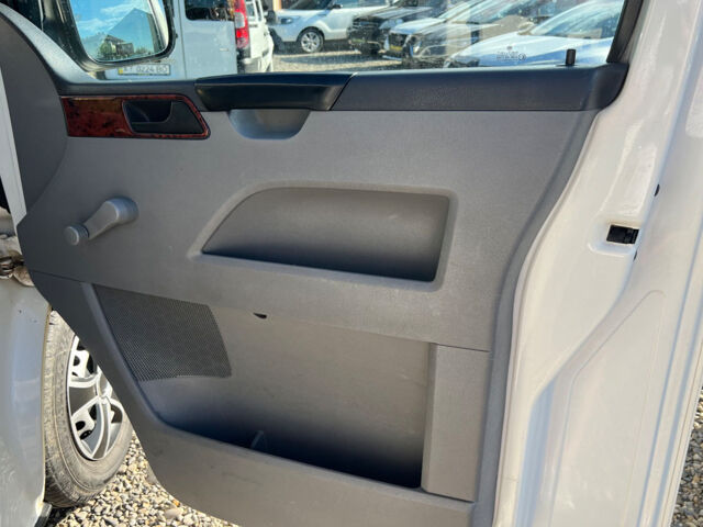 Белый Фольксваген Transporter, объемом двигателя 2.5 л и пробегом 257 тыс. км за 6900 $, фото 15 на Automoto.ua