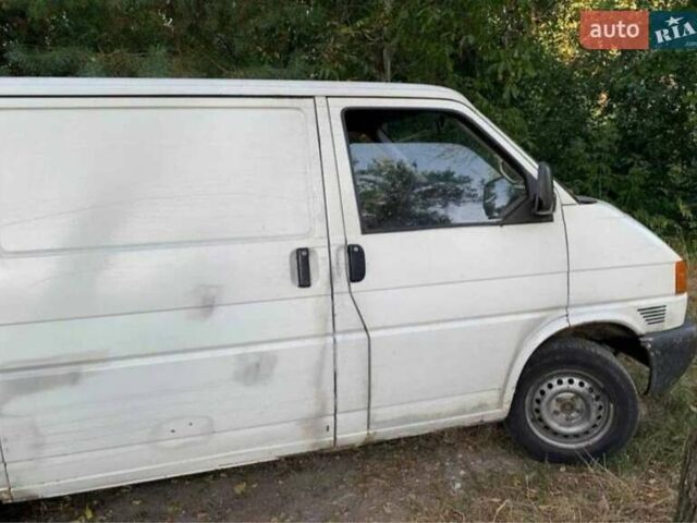 Белый Фольксваген Transporter, объемом двигателя 1.9 л и пробегом 1000 тыс. км за 3500 $, фото 3 на Automoto.ua