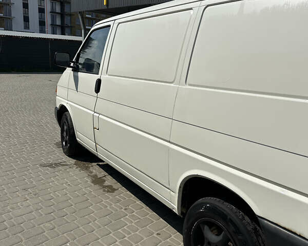 Білий Фольксваген Transporter, об'ємом двигуна 2.5 л та пробігом 410 тис. км за 5000 $, фото 9 на Automoto.ua