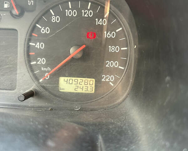 Білий Фольксваген Transporter, об'ємом двигуна 2.5 л та пробігом 410 тис. км за 5000 $, фото 8 на Automoto.ua