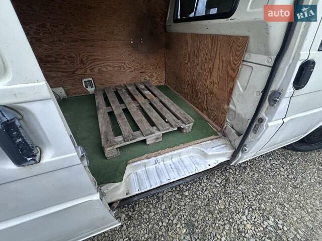 Белый Фольксваген Transporter, объемом двигателя 1.9 л и пробегом 370 тыс. км за 2799 $, фото 14 на Automoto.ua