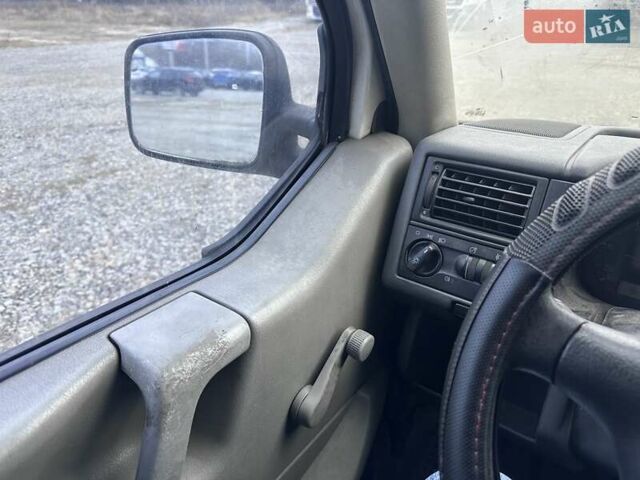 Белый Фольксваген Transporter, объемом двигателя 1.9 л и пробегом 370 тыс. км за 2799 $, фото 18 на Automoto.ua