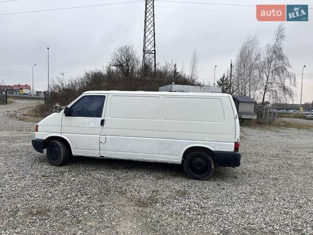 Белый Фольксваген Transporter, объемом двигателя 1.9 л и пробегом 370 тыс. км за 2799 $, фото 3 на Automoto.ua
