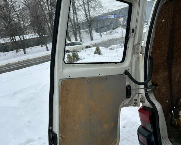 Белый Фольксваген Transporter, объемом двигателя 1.9 л и пробегом 528 тыс. км за 3700 $, фото 17 на Automoto.ua