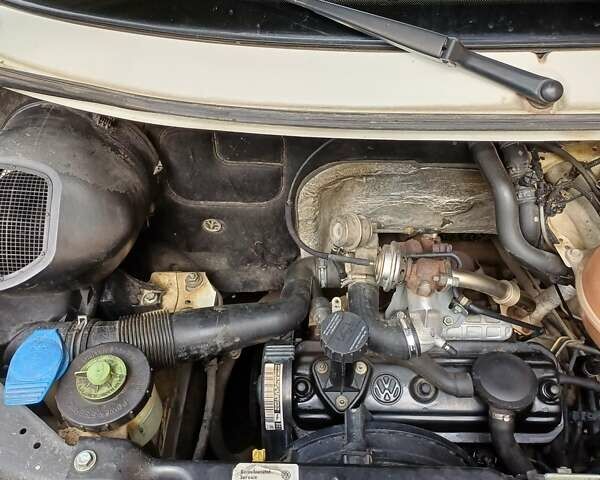 Белый Фольксваген Transporter, объемом двигателя 0 л и пробегом 270 тыс. км за 5500 $, фото 21 на Automoto.ua