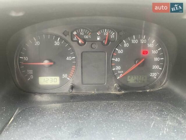 Белый Фольксваген Transporter, объемом двигателя 2.5 л и пробегом 276 тыс. км за 4550 $, фото 8 на Automoto.ua