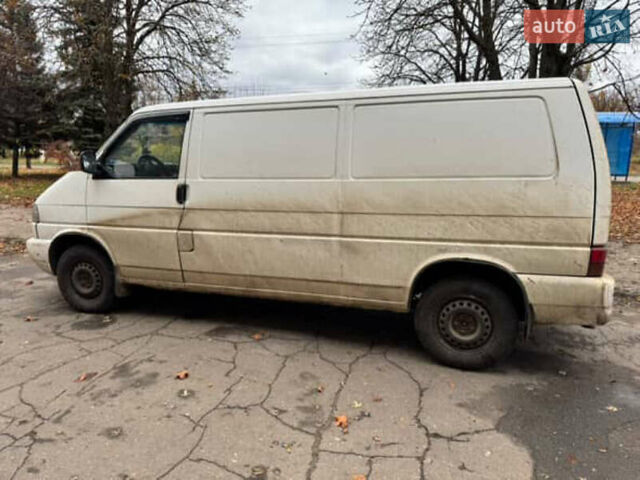 Белый Фольксваген Transporter, объемом двигателя 2.5 л и пробегом 849 тыс. км за 4000 $, фото 4 на Automoto.ua