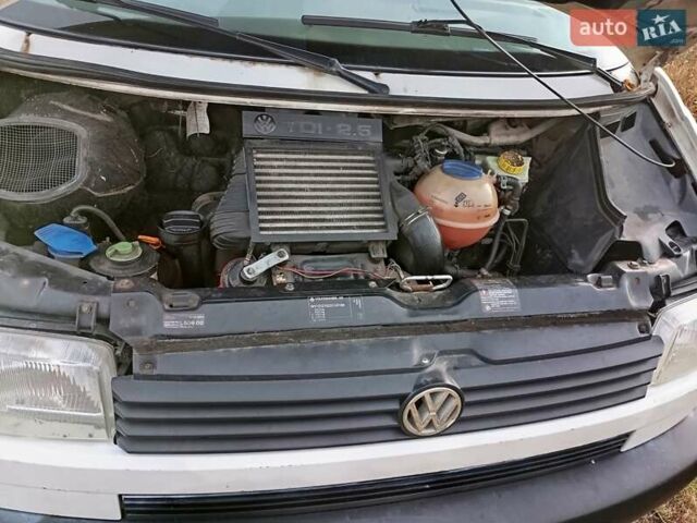 Белый Фольксваген Transporter, объемом двигателя 2.5 л и пробегом 500 тыс. км за 5200 $, фото 14 на Automoto.ua