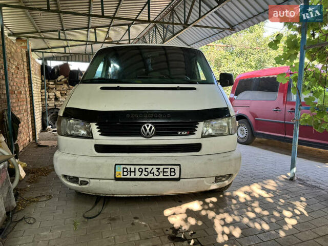Белый Фольксваген Transporter, объемом двигателя 2.5 л и пробегом 849 тыс. км за 4000 $, фото 11 на Automoto.ua