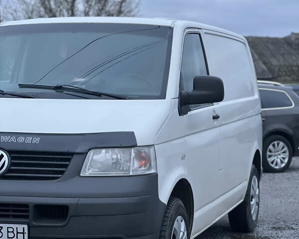 Белый Фольксваген Transporter, объемом двигателя 1.9 л и пробегом 372 тыс. км за 6000 $, фото 5 на Automoto.ua
