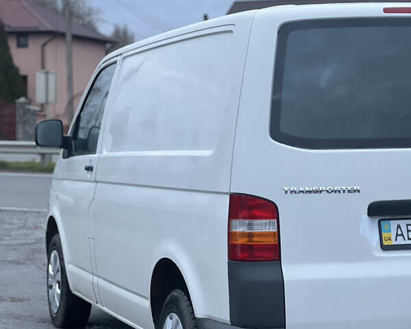 Белый Фольксваген Transporter, объемом двигателя 1.9 л и пробегом 372 тыс. км за 6000 $, фото 7 на Automoto.ua