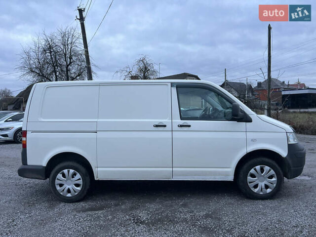 Белый Фольксваген Transporter, объемом двигателя 1.9 л и пробегом 372 тыс. км за 6000 $, фото 9 на Automoto.ua