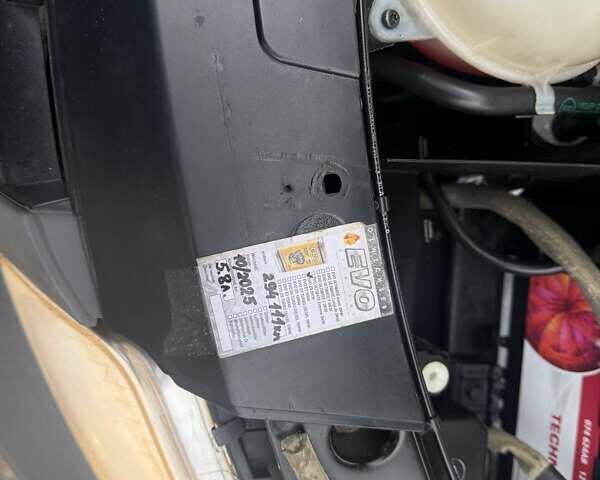 Білий Фольксваген Transporter, об'ємом двигуна 1.9 л та пробігом 295 тис. км за 6499 $, фото 26 на Automoto.ua