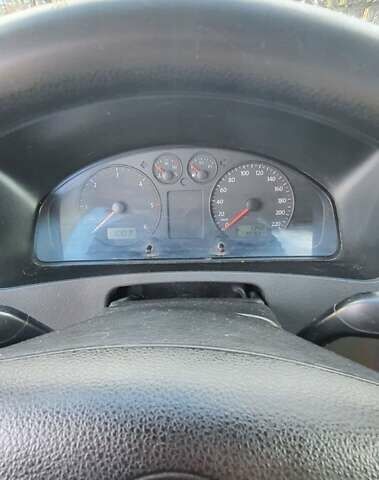 Белый Фольксваген Transporter, объемом двигателя 1.9 л и пробегом 227 тыс. км за 6600 $, фото 1 на Automoto.ua