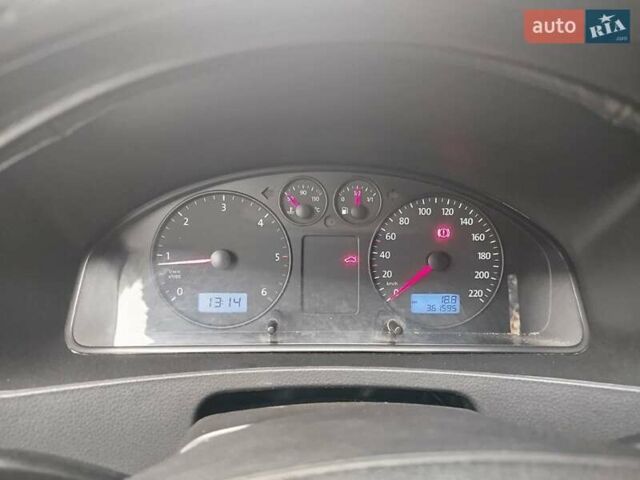 Білий Фольксваген Transporter, об'ємом двигуна 2.46 л та пробігом 362 тис. км за 7000 $, фото 11 на Automoto.ua