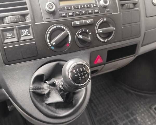 Білий Фольксваген Transporter, об'ємом двигуна 2.46 л та пробігом 362 тис. км за 7000 $, фото 12 на Automoto.ua