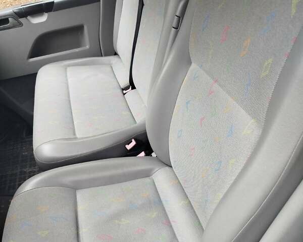 Білий Фольксваген Transporter, об'ємом двигуна 2.46 л та пробігом 362 тис. км за 7000 $, фото 8 на Automoto.ua